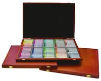Pasteluri uscate Mungyo MPL - 72 de bucăți, în cutie de lemn