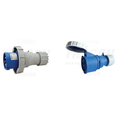 Pachet Industrial IP67 Puternic: Fisa si Priza Cablu, 32A, 250V - Conexiuni Extreme