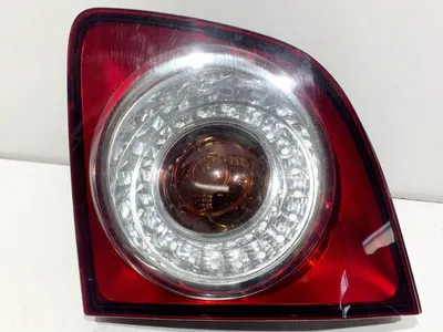 Stop dreapta haion 5M0945094S Volkswagen Golf 6 plus (2009-2014)