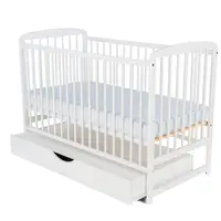 Patut din lemn bebe, 120x60 cm, Cu sertar cu capac, Din lemn de pin si mdf, Stabil si rezistent, Inaltime saltea reglabila pe 3 nivele, Laterala cu 3 bete detasabile, EN716-1, EN716-2, Alb, Babyneeds, Ola