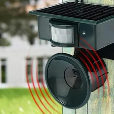 Repeller cu Ultrasunete pentru Alungarea Animalelor Panou Solar Senzor Miscare PIR