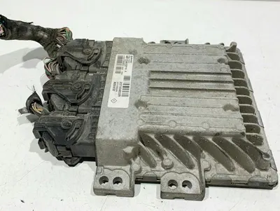 Calculator motor ecu 237104833R Renault Scenic 3 facelift (2012-2013) 1.5 dci K9K (636)