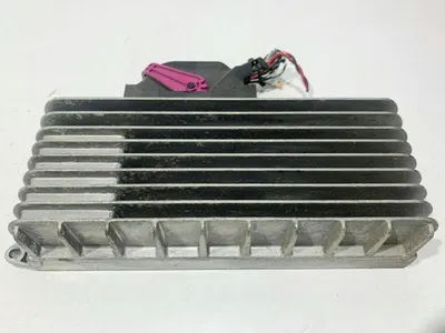 Amplificator audio 8T0035223AH Audi A4 (2007-2011) [8K2, B8]