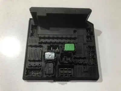 Panou / tablou sigurante 284b7-bb02c Nissan Qashqai facelift (2010-2013) [J10] 1.6 dci R9M