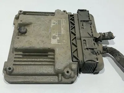 Calculator motor ecu 03G906021QJ Volkswagen Golf 5 (2004-2009) 1.9 tdi BLS
