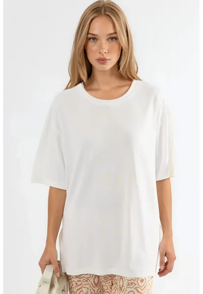 Tricou dama alb - cu guler rotund