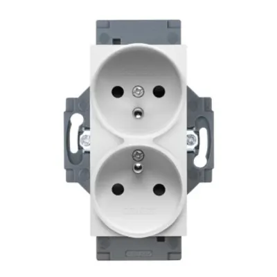 Priza Standard Francez 250v Ac - Screw Terminals - Front Tightening Terminals - Double - 2p+e 16a - White - Dahlia