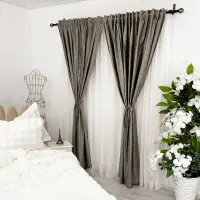 Set 2 Draperii Catifea cu insertii metalizate, Gri cenusiu - V31, 140cm latime x 260cm inaltime, cu tiv lat pt bara