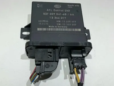 Modul control lumini far xenon 13366017 Opel Astra J facelift (2012-2015) 1.7 cdti A17DTF