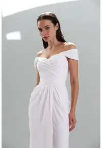 Rochie lunga cu decolteu pe umeri - Alb optic