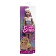 Papusa fashionista blonda cu parul prins in coada si fusta roz, Barbie
