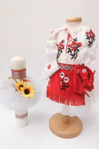 Set Botez Traditional Fete 2 piese Botez Traditional: lumanare, costumas