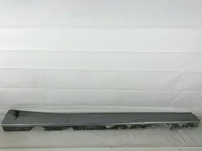 Prag dreapta culoare glaciersilber metallic (a83) BMW Seria 1 facelift (2015-2019) [F20]