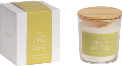 Lumânare parfumată Yucca - Zesty Breeze, 210 g