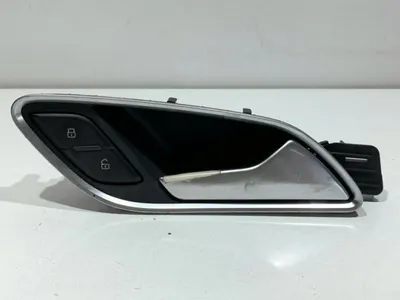 Maner usa interior dreapta fata 8U2837020A Audi Q3 (2011-2017) [8U]