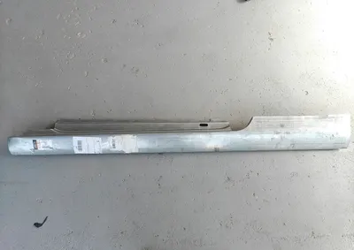 Prag auto stanga potrivit VW GOLF 5 2D 2003-2009