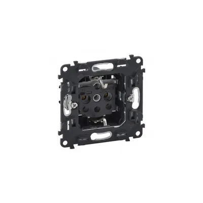 2P+E priza Valena In'Matic - screw terminals - German standard - 16 A 250 V~