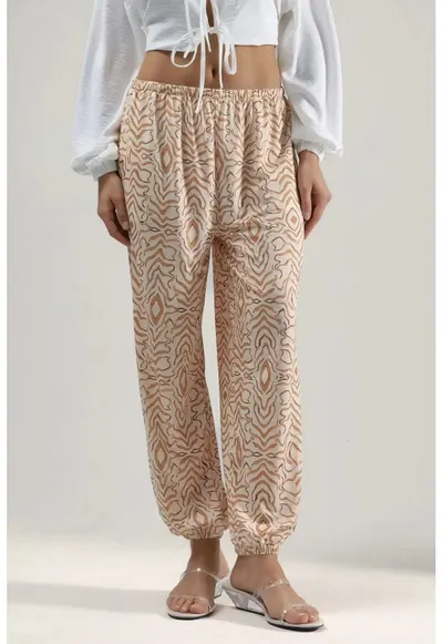 Pantaloni de dama - talie joasa - imprimeu - textil