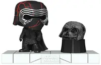 Figurină Funko POP! Deluxe: Star Wars - Kylo Ren with Darth Vader's Helmet #739