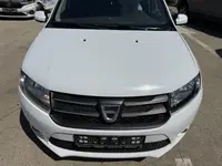 Capota motor culoare alba 651001918R Dacia Logan 2 (2012-2017)