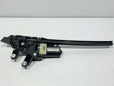 Motoras retractor centura dreapta fata 8F0857760 Audi A5 (2007-2011) [8T3]