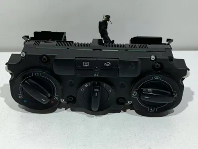 Panou comanda clima 1K1820045B Volkswagen Golf 5 (2004-2009)