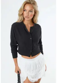 Pulovera scurt casual neagra - poliester si elastan - cu nasturi si guler rotund - pentru femei