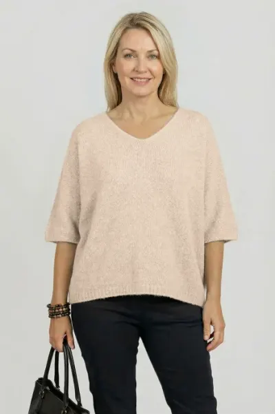 Pulover pufos cu alpaca, oversize cu maneca fluture, bej