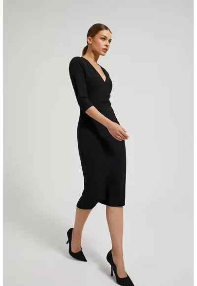 Rochie neagra neteda cu decolteu in V - Negru