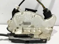 Broasca usa stanga spate 5N0839015G Volkswagen Passat CC facelift (2012-2016)