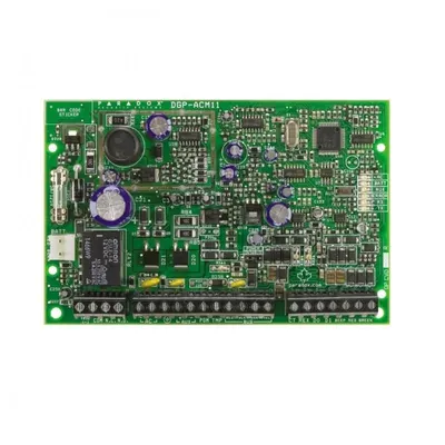 Modul de control acces: 4 fire conexiuni pentru 1 uşă: cititor de cartelă, REX, contact de uşă şi ieşire de yală compatibil cu c
