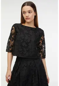 Bluza din dantela cu maneci medi - Negru