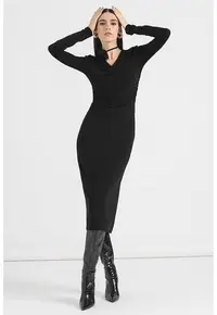 Rochie cu decolteu in V si cordon in talie - Negru