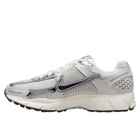 Zoom Vomero 5 Photon Dust Metallic Silver
