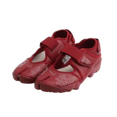 Air Rift Botanical Stitch Team Red