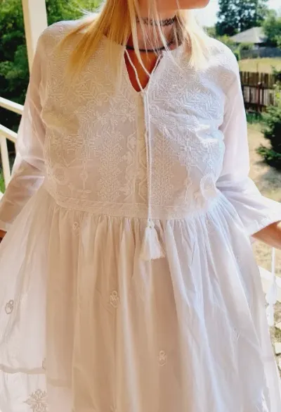 Rochie Traditionala cu broderie Sara 8