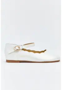 Pantofi cu varf rotund - Alb