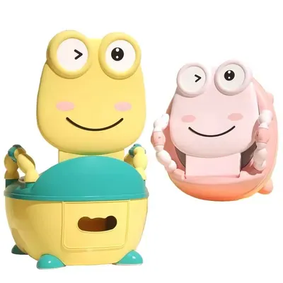 Olita pentru copii Little Mom Cute Yellow Frog, cu manere de sustinere, colac moale din spuma PU, capac rabatabil si vas colector detasabil, dimensiune 36 x 31 x 48.5 cm