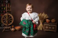 Costumas Traditional Fetite Verde