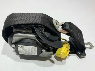 Centura de siguranta dreapta fata 1K4857706D Volkswagen Golf 6 (2008-2013)