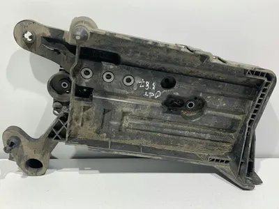 Suport baterie 5Q0915331J Volkswagen Golf 7 (2012-2017)