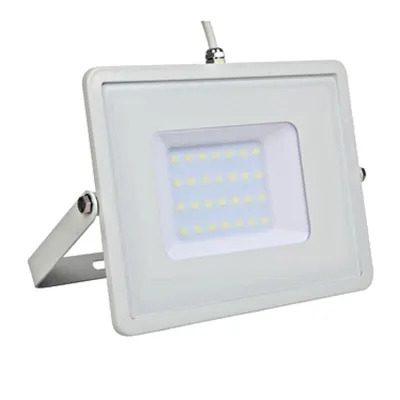LED Floodlight 30W 2400lm 3000K 220-240V IP65 100° white