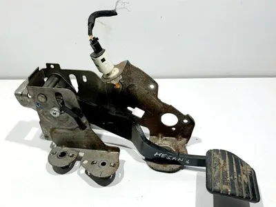 Pedala frana 465010015R Renault Megane 3 facelift (2012-2016) 1.5 dci K9K 834