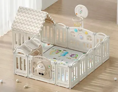 Gardulet loc de joaca Nichiduta Garden Lovely Pinguin 150x180 cm cu poarta de siguranta, cos de baschet, unitate muzicala, covoras 1cm grosime, Organizator cu 6 cutii si Casuta cu instalatie luminoasa