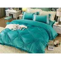 Lenjerie pat dublu, Catifea Deluxe, cu pliuri brodate, 4 piese, Jojo Home, Turquoise