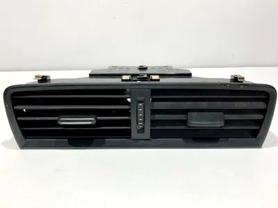 Grila ventilatie bord centrala 6V0820951A Skoda Fabia 3 (2014-2018)