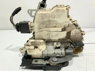 Broasca usa stanga fata 1P1837015B Seat Leon 2 facelift (2009-2012)