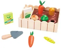 Set jucarii din lemn Lelin - Legume de plantat
