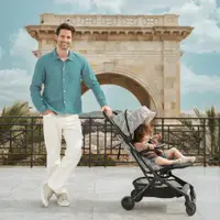 Carucior pentru copii Kinderkraft Pilot 2 Bizuu Lunar Black, compatibil avion, greutate admisa 22 kg, include geanta de transport si curea de umar