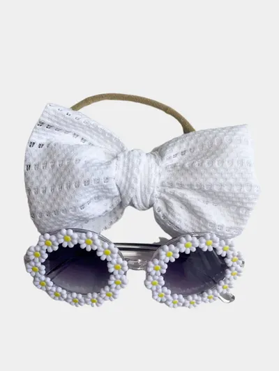Set Ochelari de Soare pentru Fetite, Model Floricele Vesele, Marime Universala - Alb